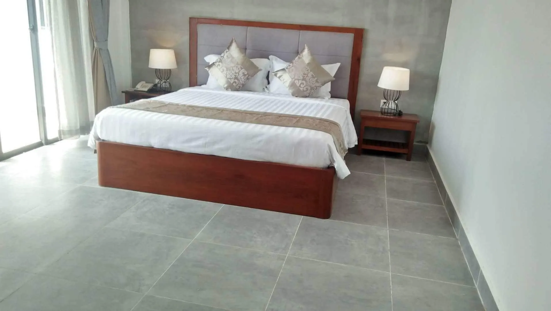 Sea View Hotel Sihanoukville 4*,  Cambodia