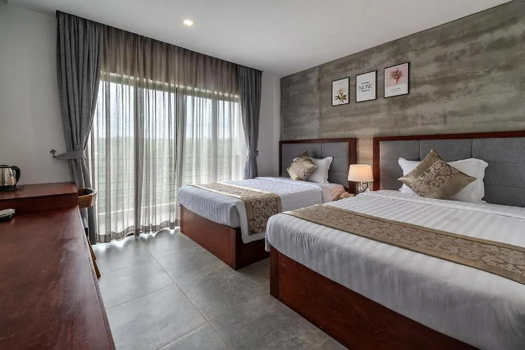 Sea View Hotel Sihanoukville 4*,