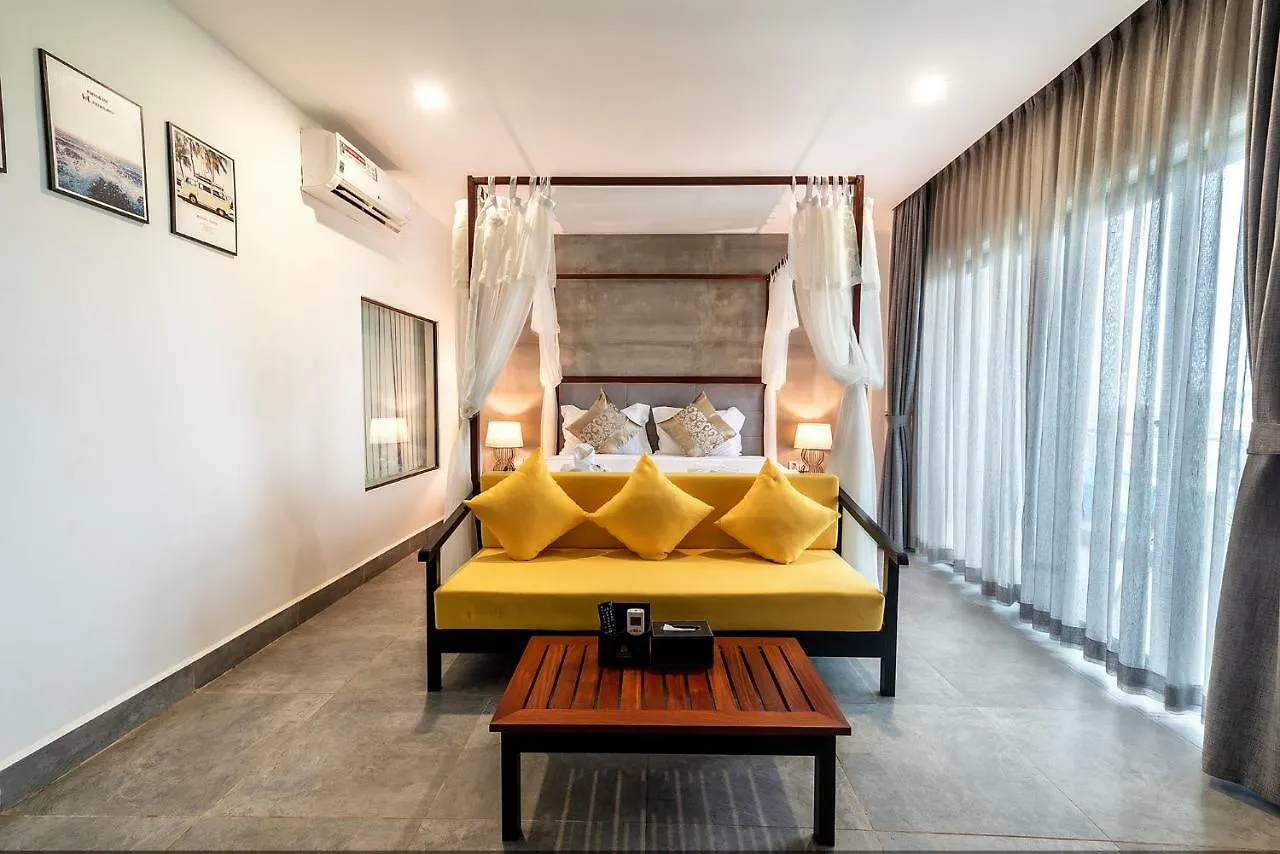 Sea View Hotel Sihanoukville 4*,